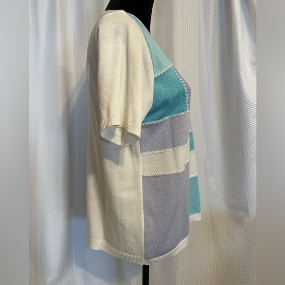 Alfred Dunner white & pastel patchwork design short sleeve sweater size medium - Picture 4 of 5